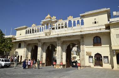 03 City-Palace,_Udaipur_DSC4377_b_H600